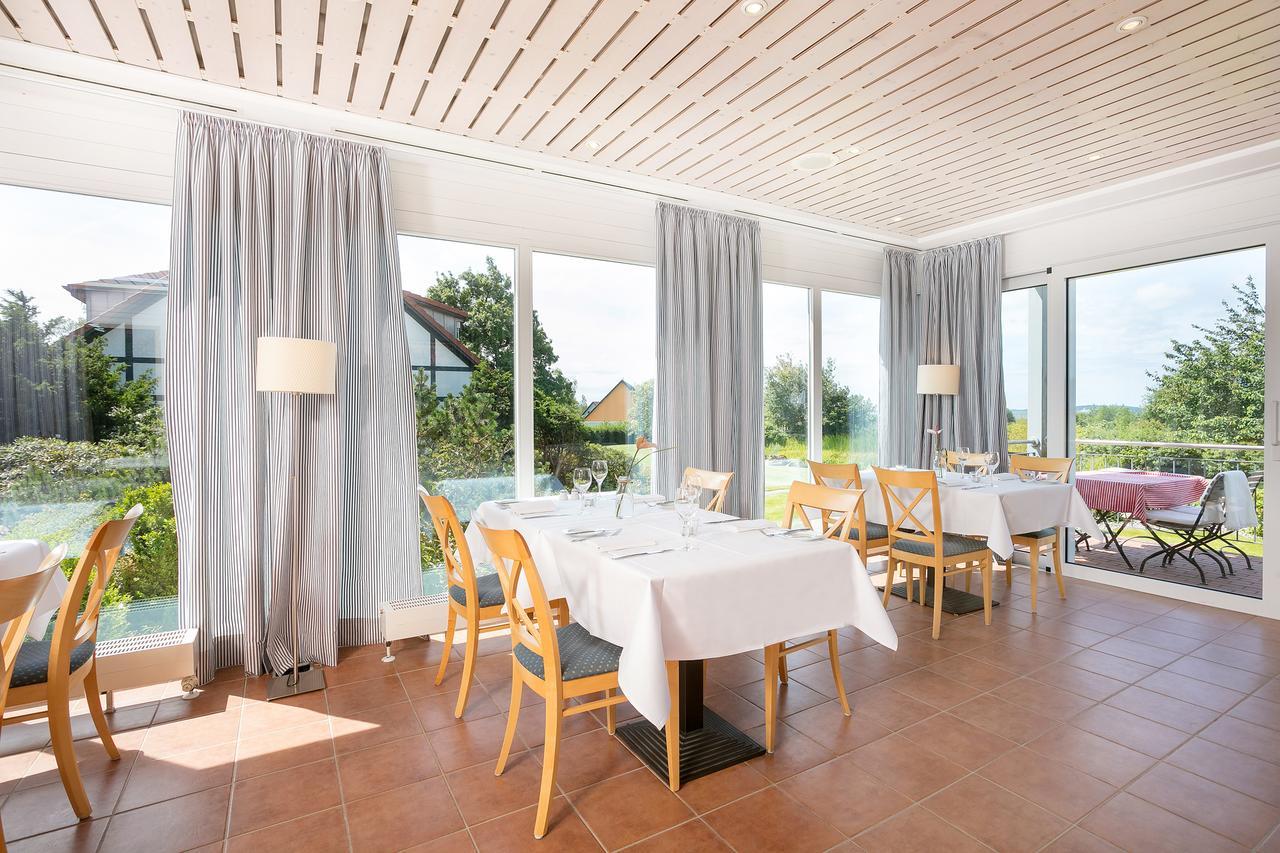 H.W.S. Hotel Der Wilde Schwan Sagard Extérieur photo