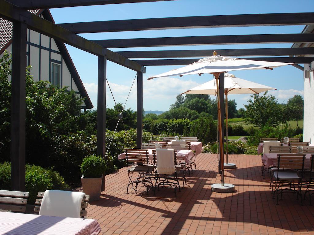 H.W.S. Hotel Der Wilde Schwan Sagard Extérieur photo
